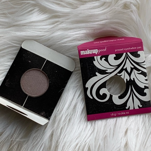makeup geek Other - BNWB makeupgeek eyeshadow in prom night makeup geek Other - BNWB makeupgeek eyeshadow in prom night